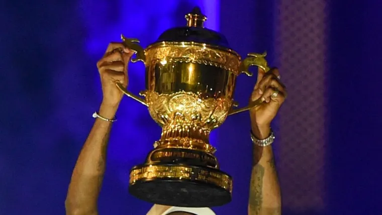 ipl-trophy-2019-getty-ftr