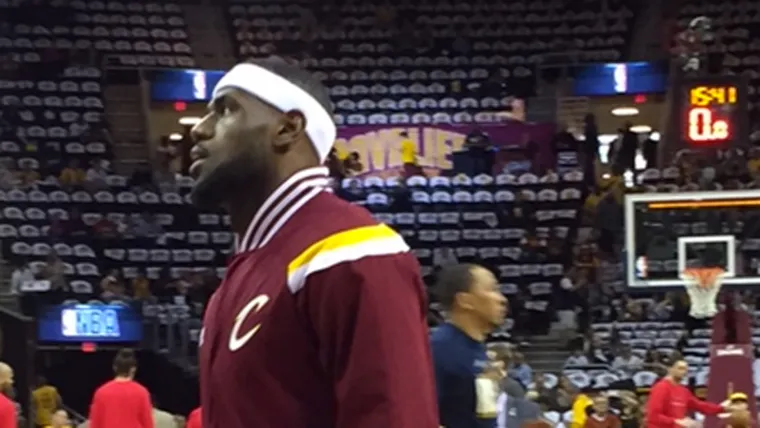 LeBron James brings back headband for Game 2 because team unity be damned image