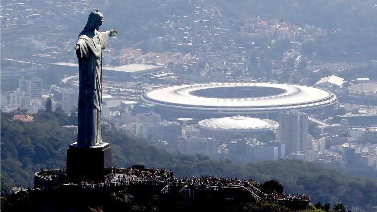 Maracana - Cropped