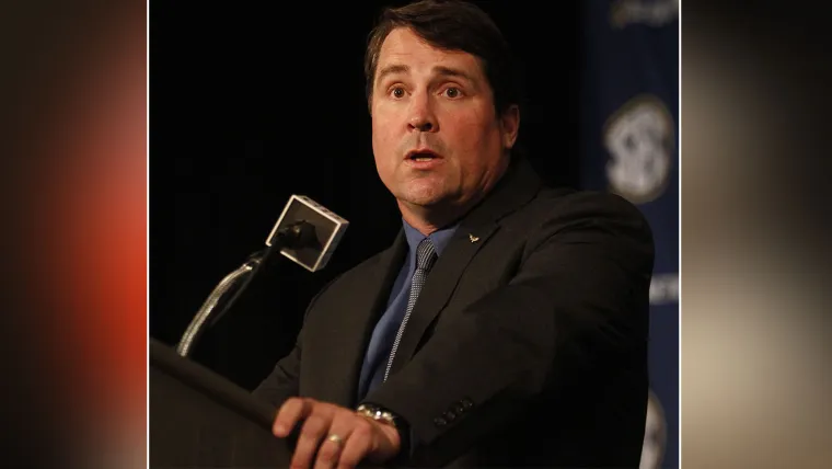 Florida commit uses baby gator to make announcement image