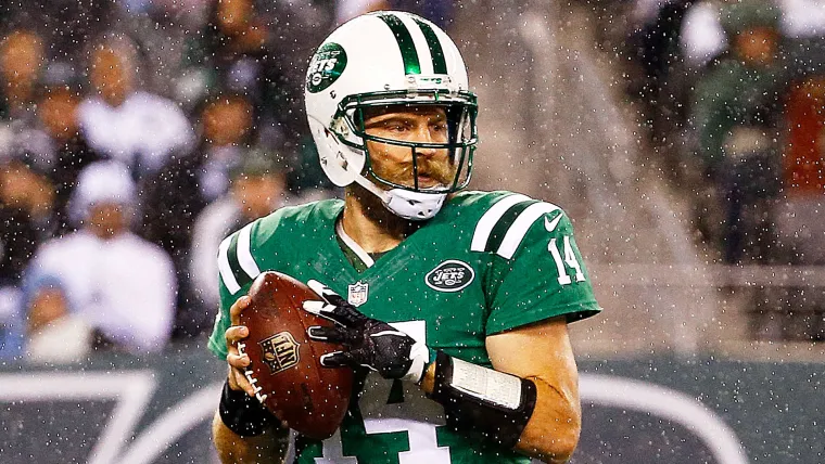 Jets QB Ryan Fitzpatrick doesn't plan to miss any games after thumb surgery image