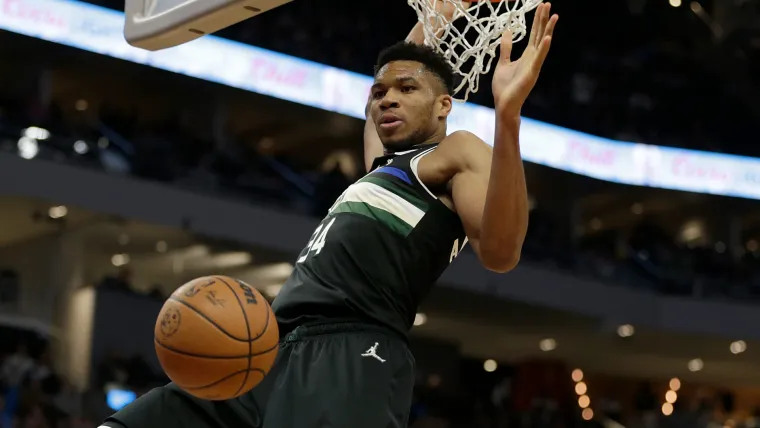 Giannis Antetokounmpo (Milwaukee Bucks)