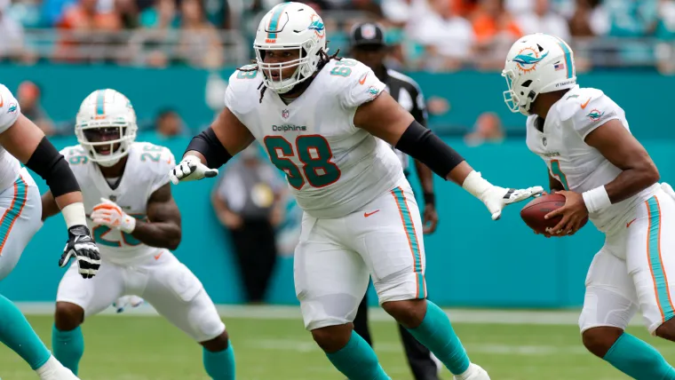 Who is Robert Hunt? Meet the Dolphins lineman who scored one of the best touchdowns that didn't count image