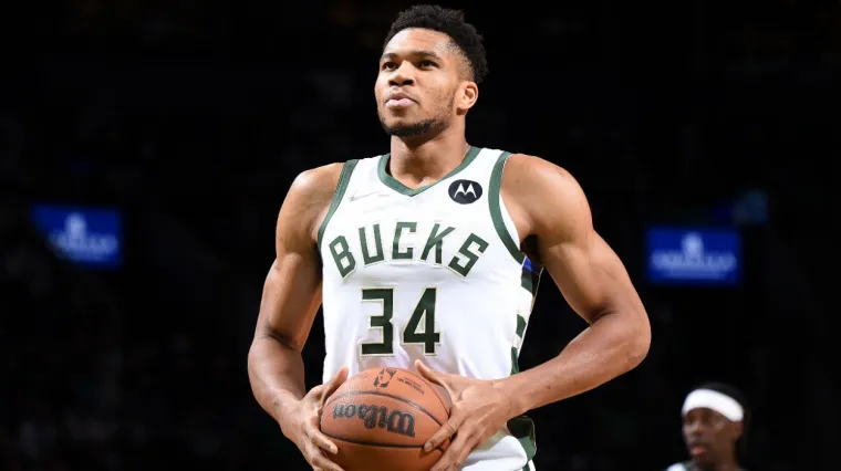 Giannis Antetokounmpo Milwaukee Bucks