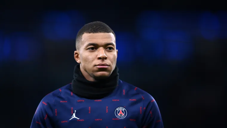 Kylian_Mbappe_PSG_Man_City_Champions_League_2021-22.png