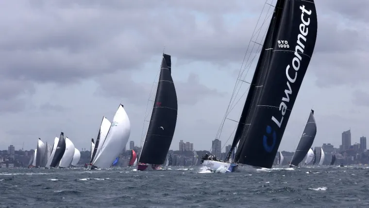Sydney to Hobart gets underway as several crews still await negative COVID-19 results image