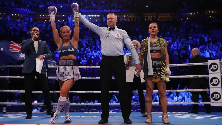 Maria Cecilia Roman vs Ebanie Bridges result: Second time's a charm as 'Blonde Bomber' lifts IBF title image