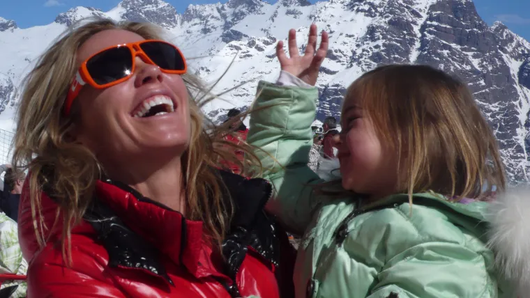 Annabelle Bond with daughter Isabella