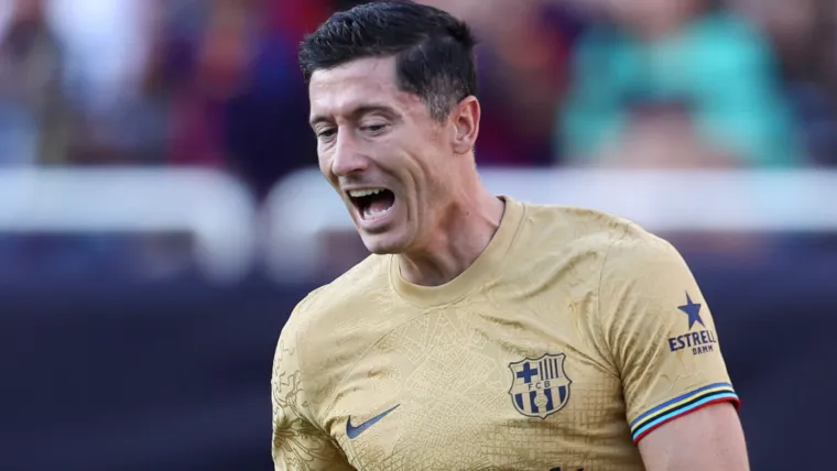 Robert Lewandowski still can't score for Barcelona in a 2-0 win over the New York Red Bulls