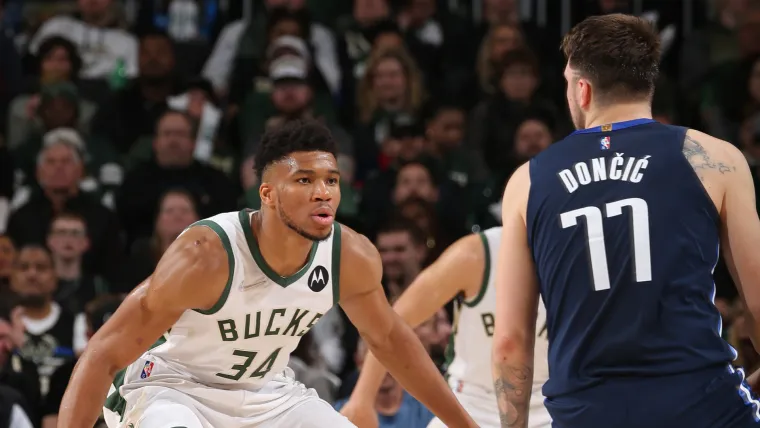 Giannis Antetokounmpo Luka Doncic 120822