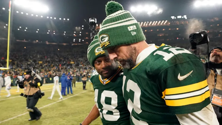 Randall Cobb (18) and Aaron Rodgers (12)