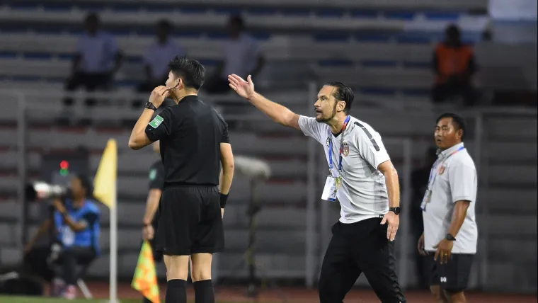 Velizar Popov Thanh Hoa FC SEA Games 112519