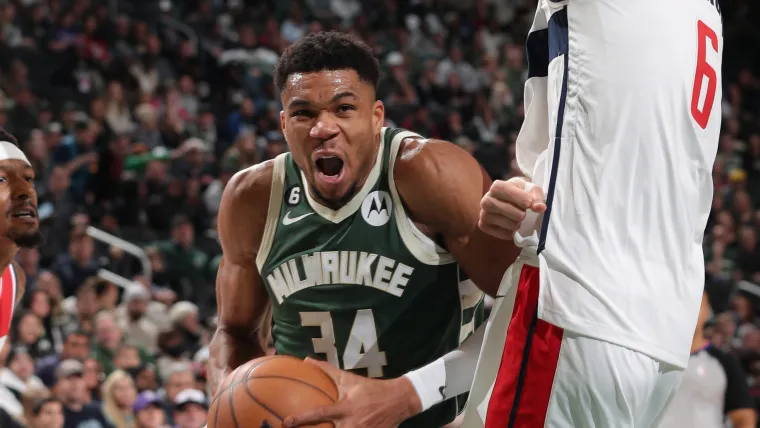 Giannis Antetokounmpo (Milwaukee Bucks)