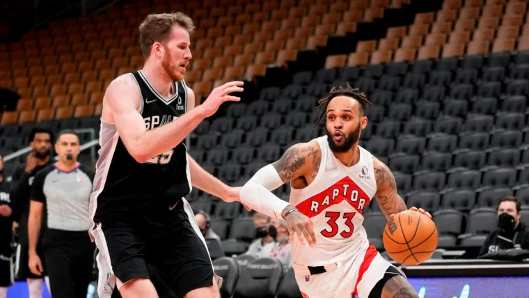 Jakob Poeltl and Gary Trent Jr.