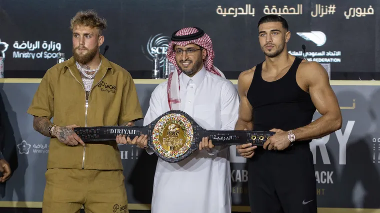 Jake Paul and Tommy Fury pose ahead of their fight