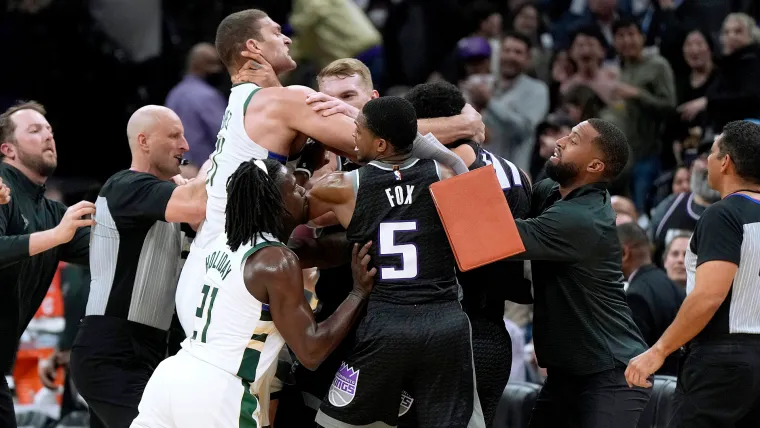 Brook Lopez (Milwaukee Bucks)