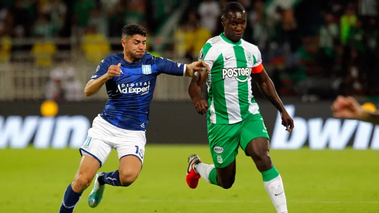 Maximiliano Romero Racing Cristian Zapata Atletico Nacional Copa Libertadores 2023 