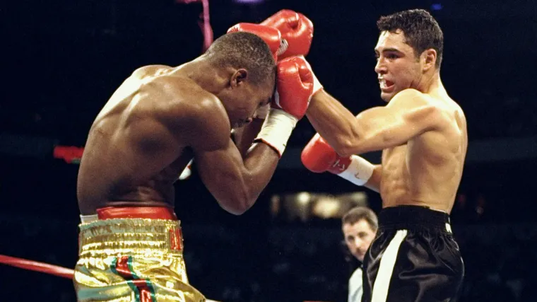 Oscar De La Hoya attacks Ike Quartey