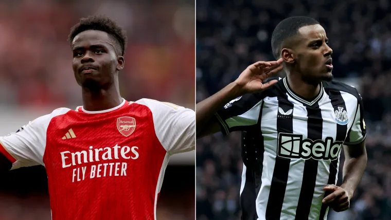 Bukayo Saka of Arsenal and Alexander Isak of Newcastle split