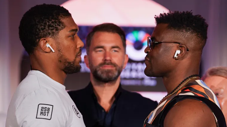 Anthony Joshua and Francis Ngannou staredown