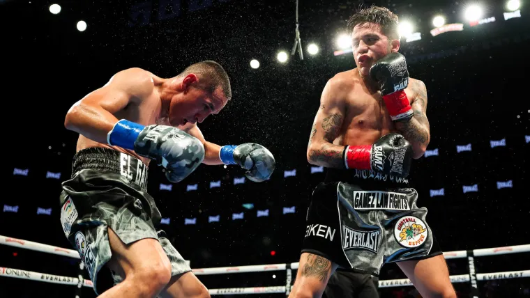 Bam Rodriguez smashes Juan Francisco Estrada with a right