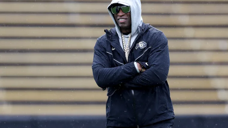 Deion Sanders shares special Heisman moment with Travis Hunter after Colorado star wins college football’s top honor image