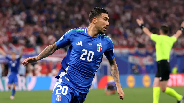 Mattia Zaccagni of Italy at Euro 2024