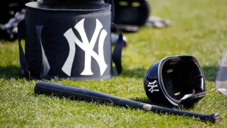 New York Yankees helmet