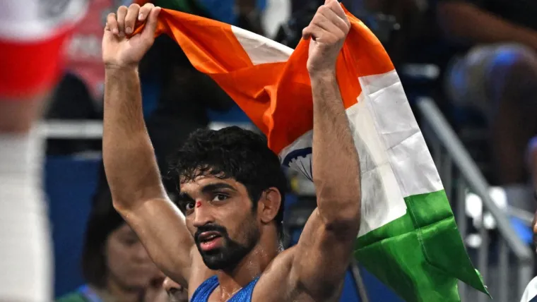 Aman Sehrawat wins bronze medal in wrestling at Paris Olympics 2024