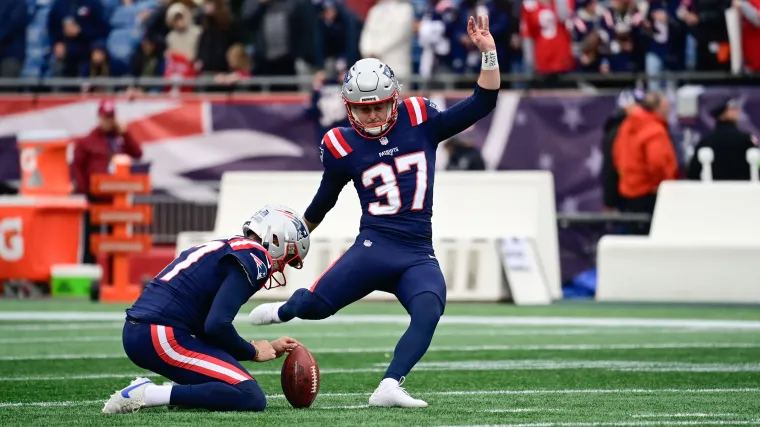 Patriots Chad Ryland - Mandatory Credit: Eric Canha-USA TODAY Sports