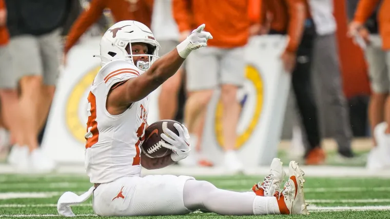 Texas wide receiver Ryan Niblett