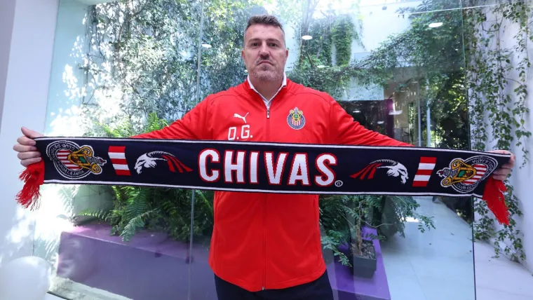 Oscar Garcia DT Chivas