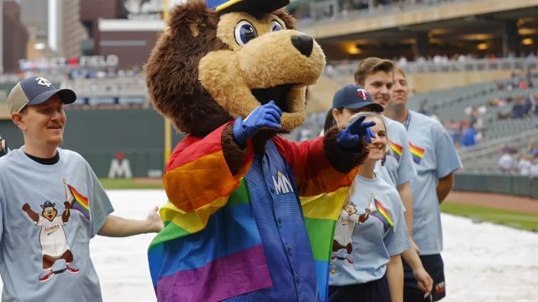 Minnesota Twins mascot TC Bear