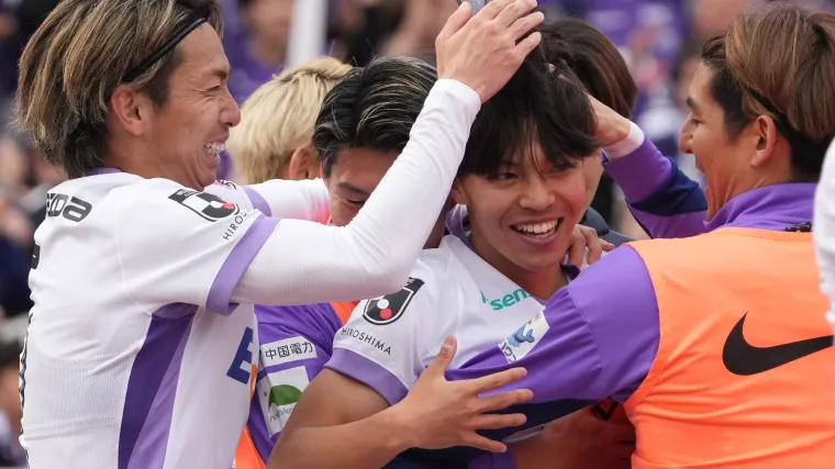 Sanfrecce Hiroshima Sota Nakamura 021625 サンフレッチェ広島 中村草太