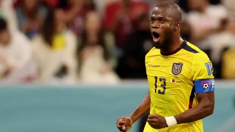 enner valencia equador