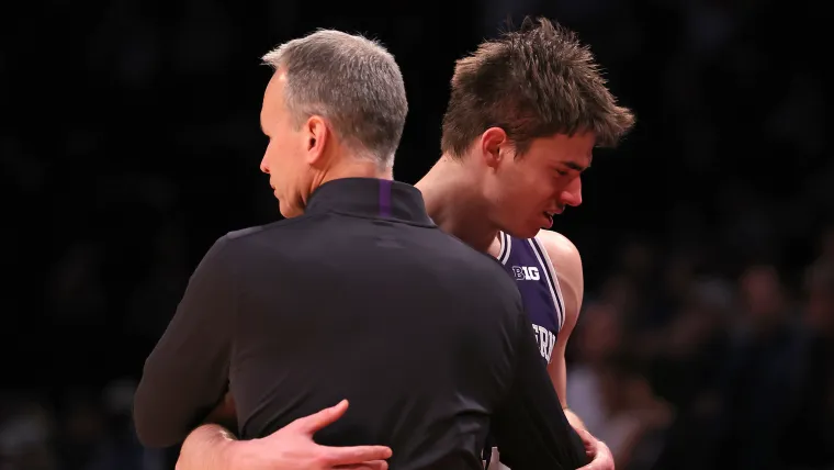Brooks Barnhizer, Chris Collins