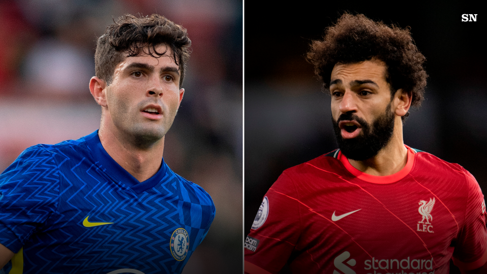 Christian Pulisic of Chelsea and Mohamed Salah of Liverpool split