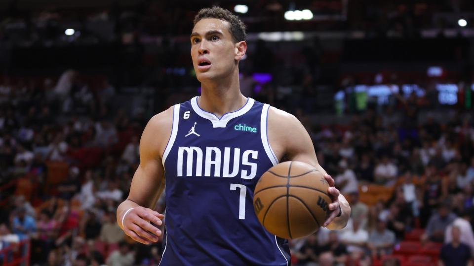 Dwight Powell